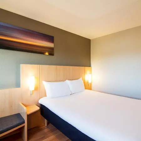 Ibis Utrecht-2